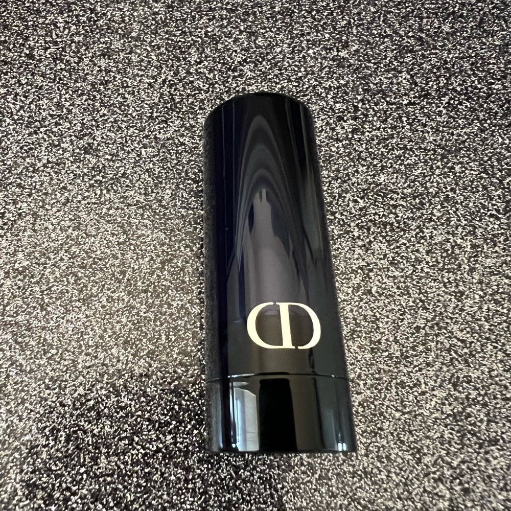 Final Mega Sale!!  Cristian Dior Bullet Lipstick Holder Refill #471–New in Case!